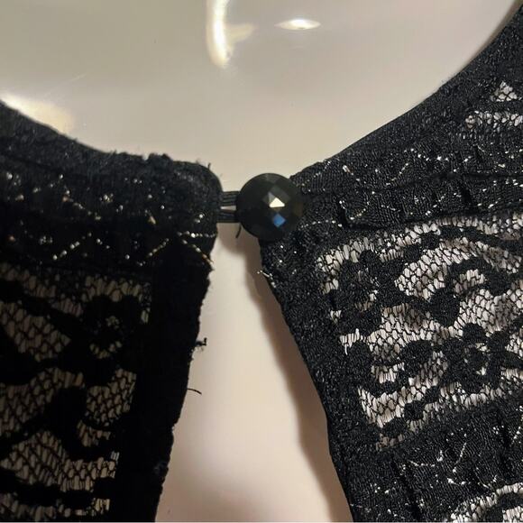 R&M Richards Black Lace Bolero Jacket M USA Sparkly Evening Event Dark Coquette - Picture 6 of 6